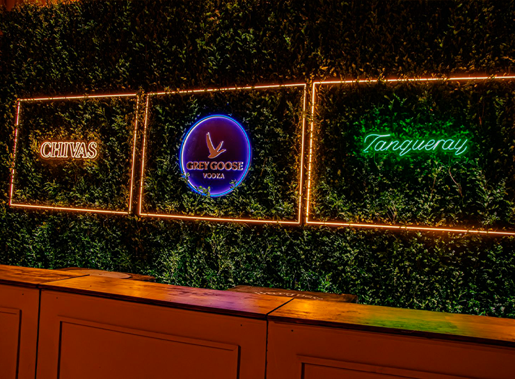 IMG DOBRA 02 LETREIROS NEON Bares 12