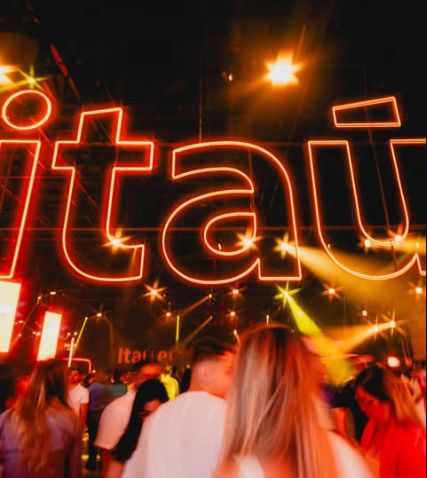 Letreiro Neon Evento Itau